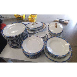 SERVICE DE TABLE LIMOGES 