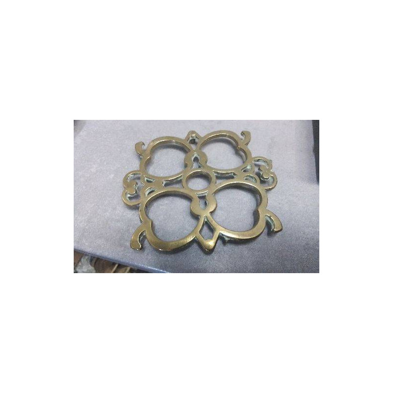 DESSOUS DE PLAT LAITON PM