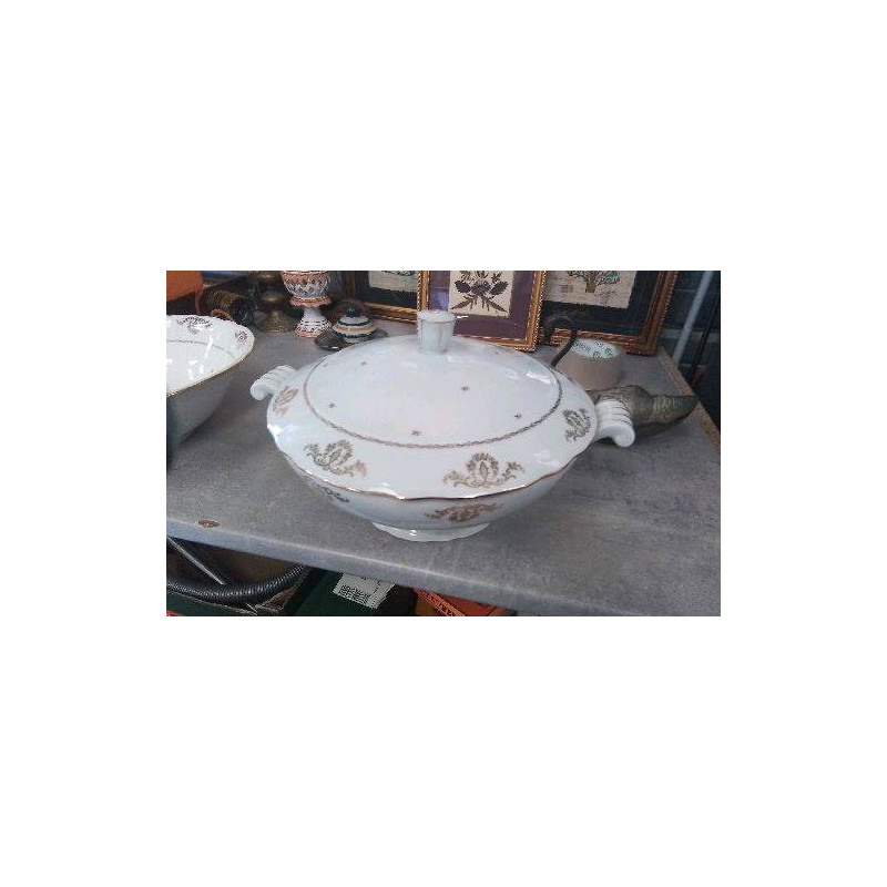 SOUPIERE PORCELAINE 