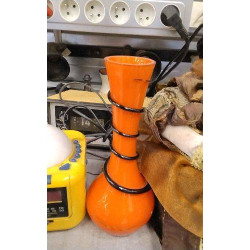 VASE ORANGE ET NOIR 