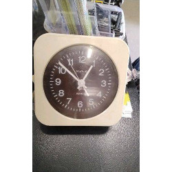 PENDULE VINTAGE CARREE 