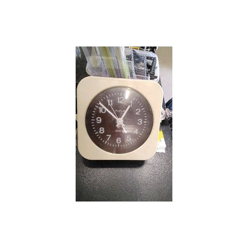 PENDULE VINTAGE CARREE 