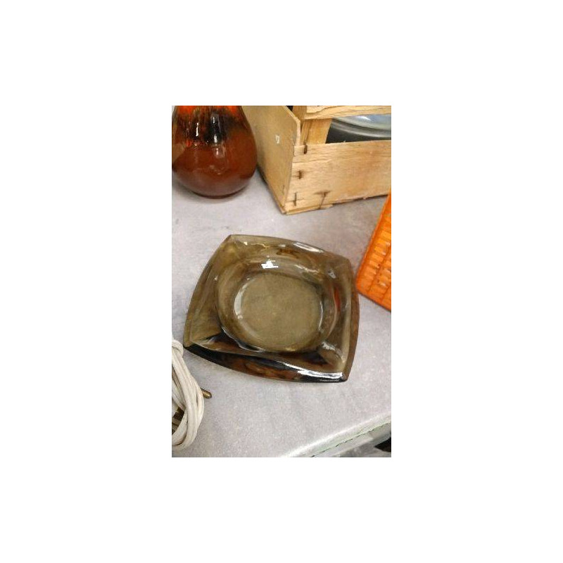 CENDRIER VERRE FUME 