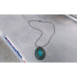 COLLIER