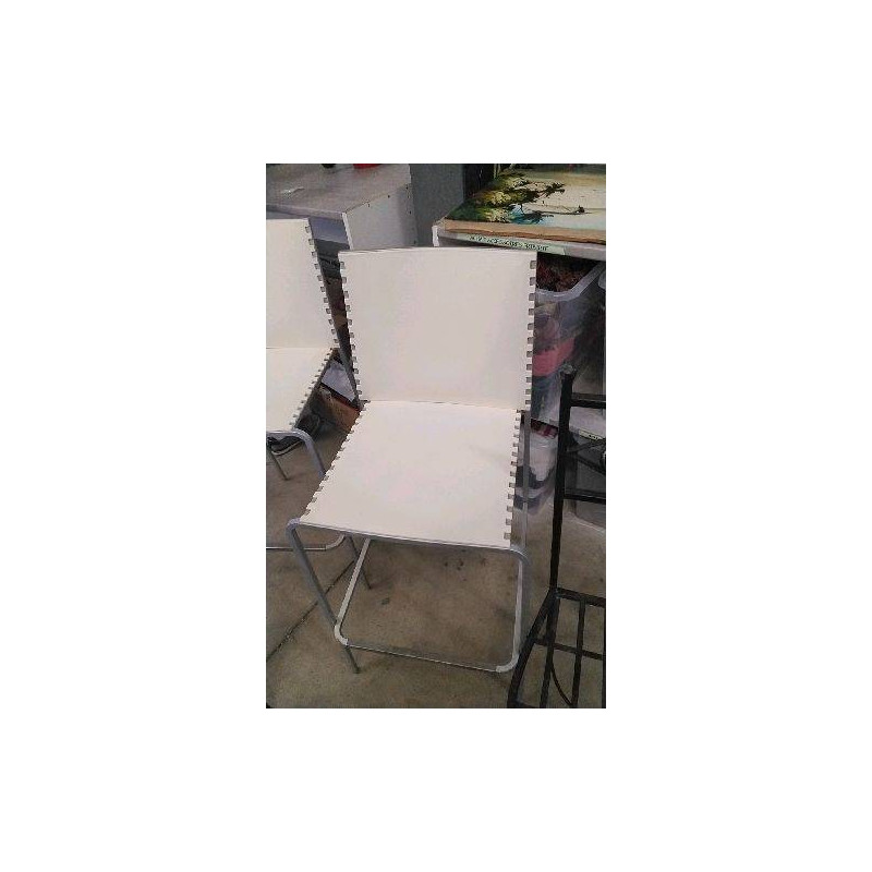 CHAISE HAUTE D’EXTÉRIEUR/ METAL- PVC ( EN L’ETAT)