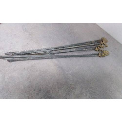 PIQUES A BROCHETTES 