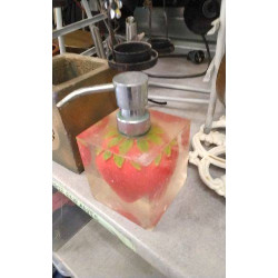 DISTRIBUTEUR FRAISE 