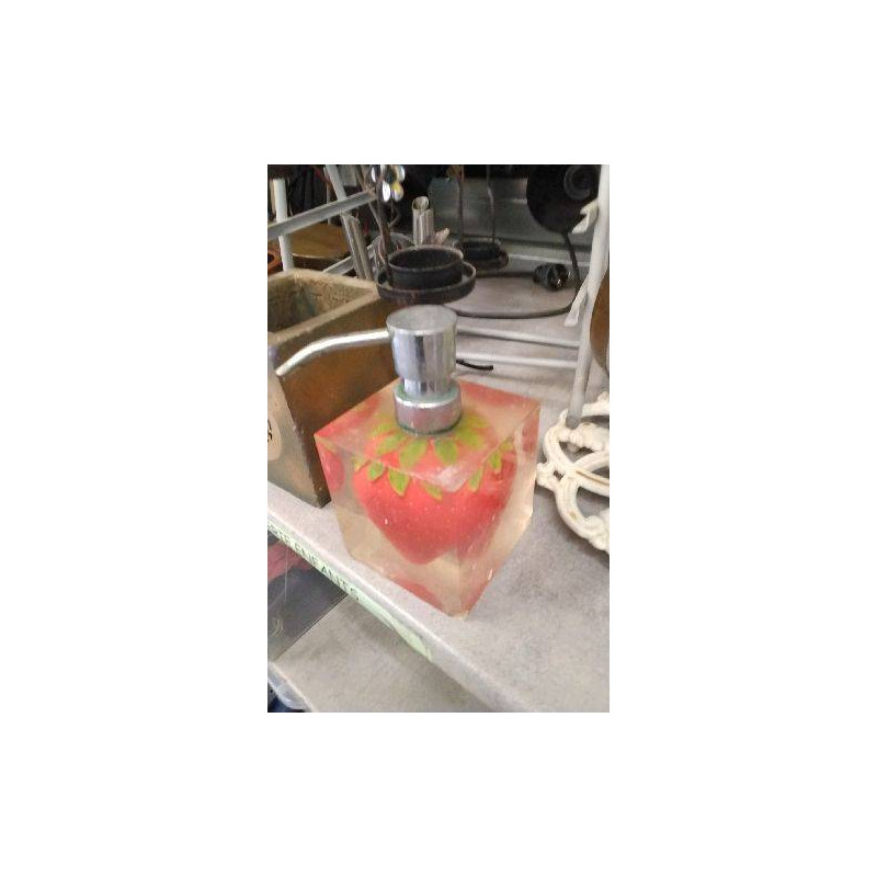 DISTRIBUTEUR FRAISE 