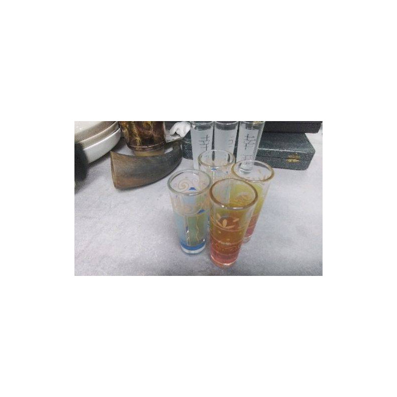 VERRES A LIQUEUR COULEUR X4