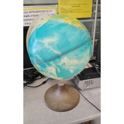 GLOBE LUMINEUX 