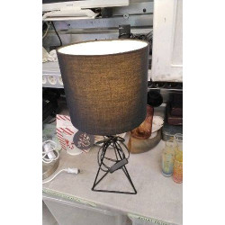 LAMPE NOIRE 