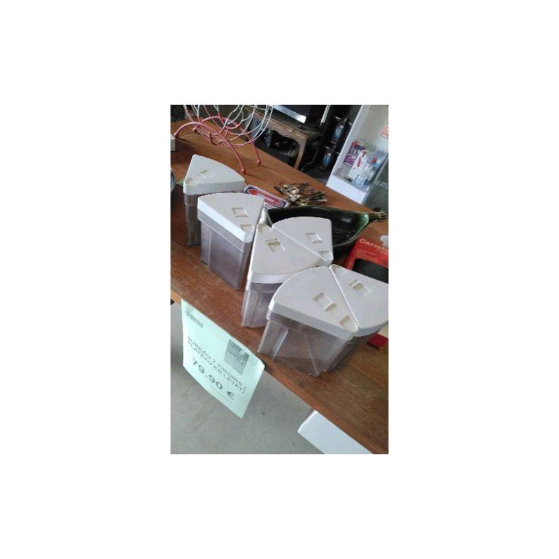 BOITE VERSEUSE PLASTIQUE 