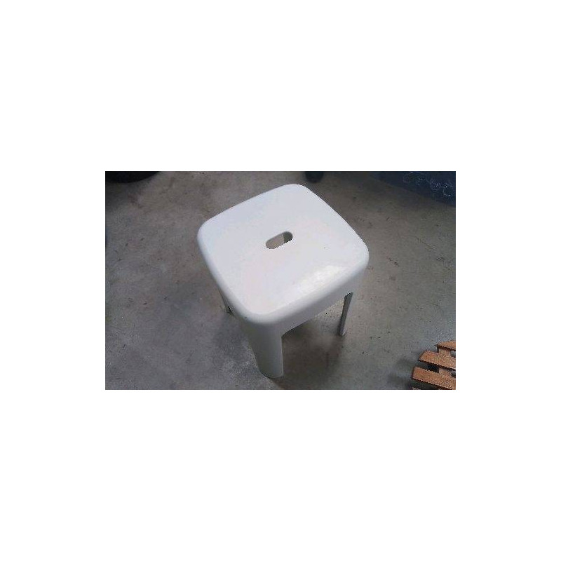 TABOURET PLASTIQUE 