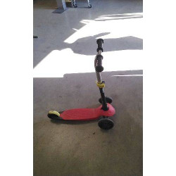TROTTINETTE 