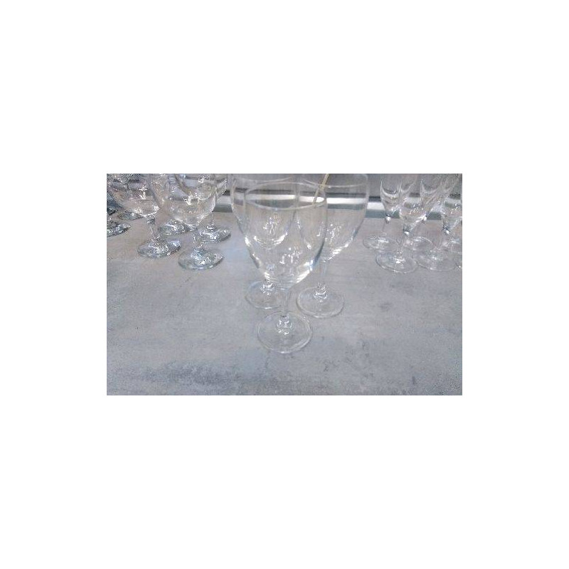 VERRES A PIED X3 