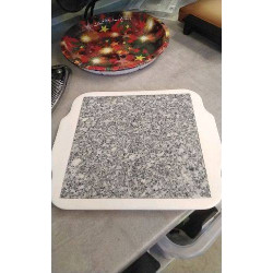 DESSOUS DE PLAT