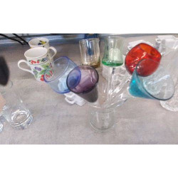 VERRE COULEUR DANS SUPPORT