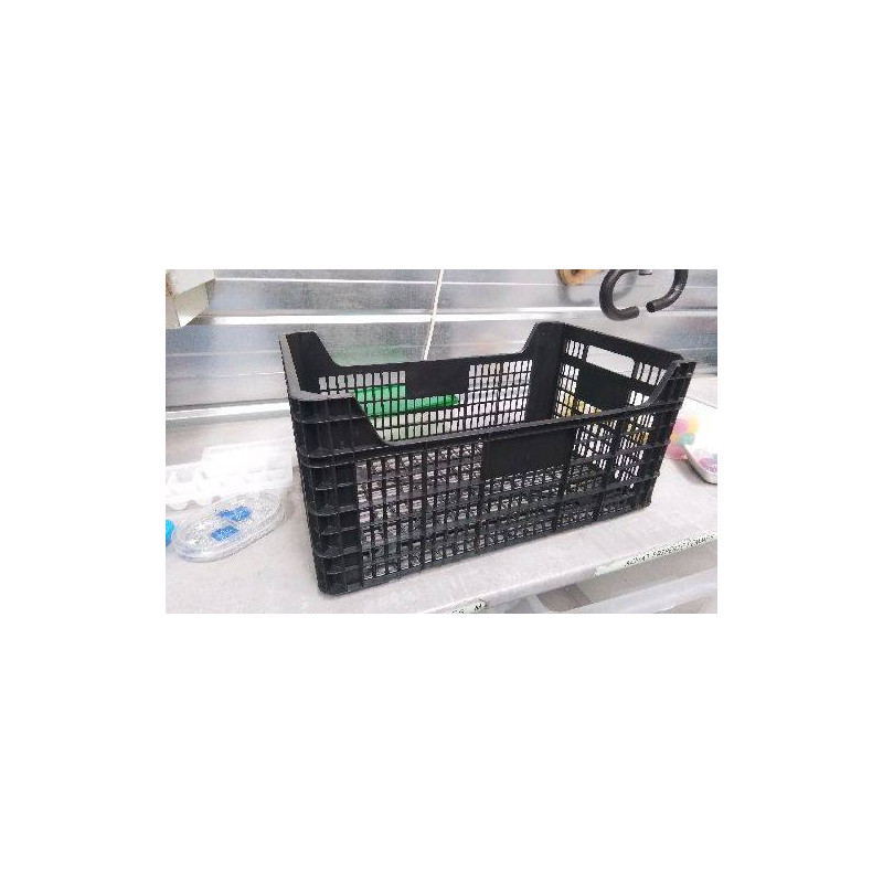 CAISSE PLASTIQUE NOIRE