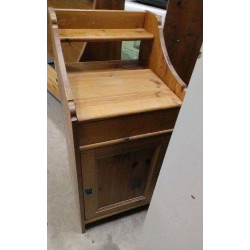 CHEVET PIN IKEA