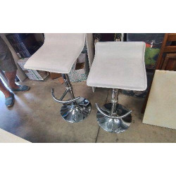 TABOURET DE BAR BLANC