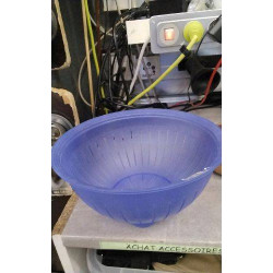 PASSOIRE BLEUE TUPP