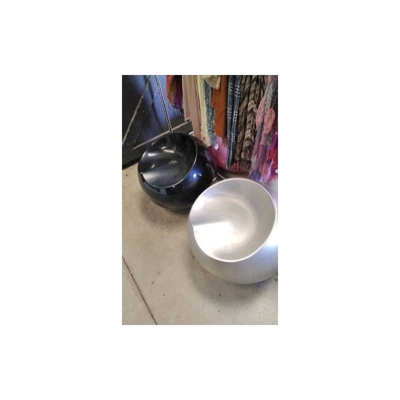 POUF RESINE STYLE BALL CHAIR - EN L’ETAT