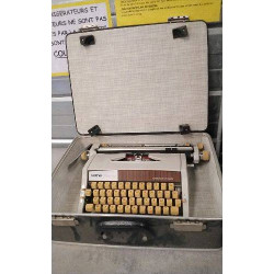 MACHINE A ECRIRE BROTHER...