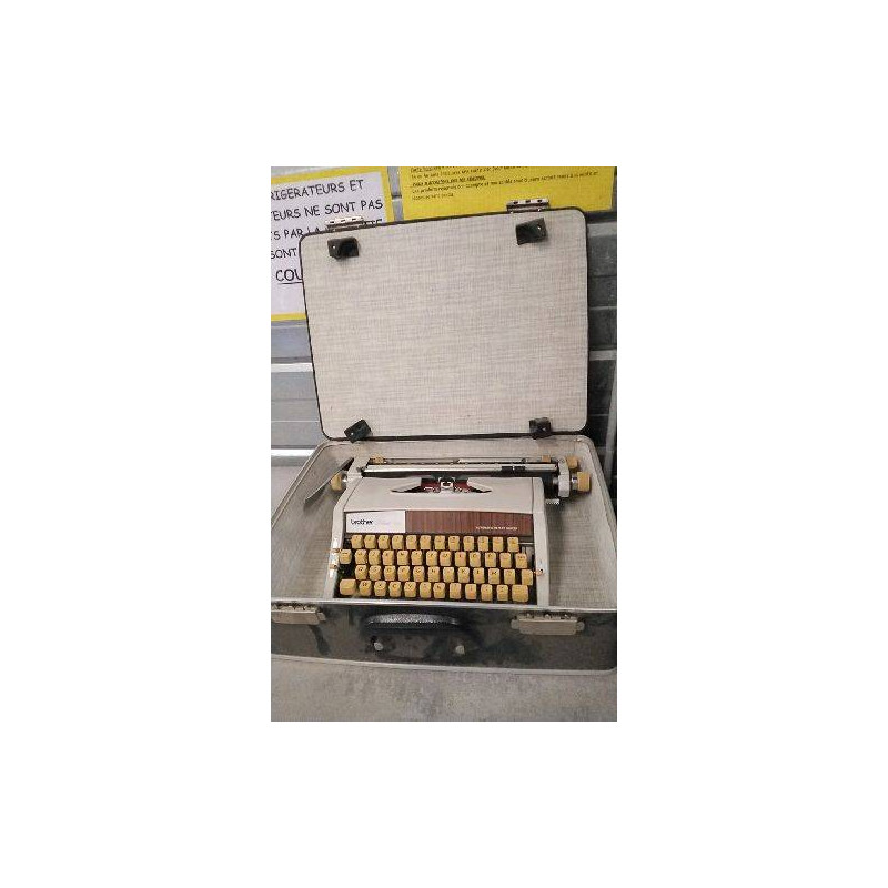 MACHINE A ECRIRE BROTHER DELUXE 1522 - EN L’ETAT / ANNEES 70