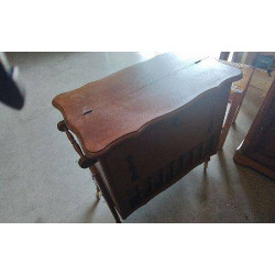 MEUBLE BAR VINTAGE/ ROULETTES - 1 TRAPPE