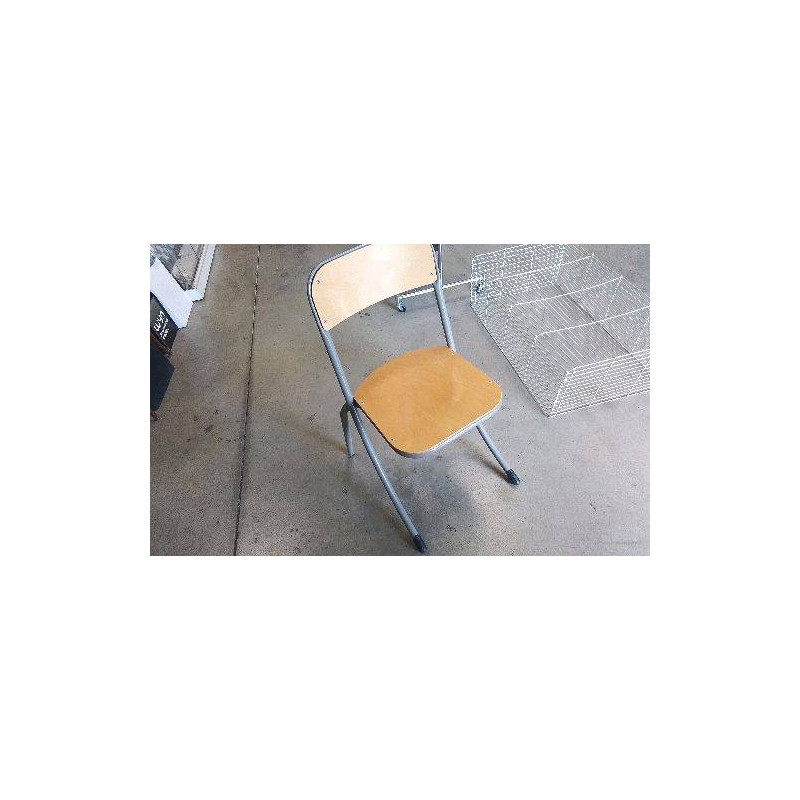 CHAISE ECOLIER 