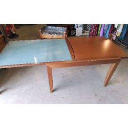 TABLE RECTANGULAIRE DESSUS...