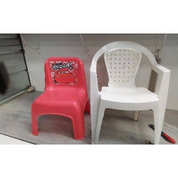 CHAISE PLASTIQUE ENFANT