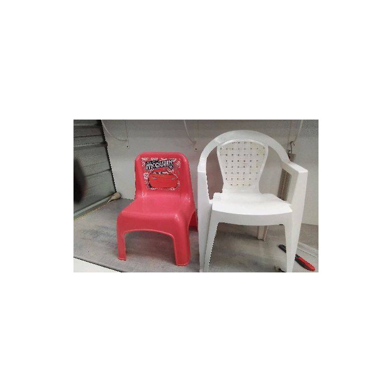 CHAISE PLASTIQUE ENFANT