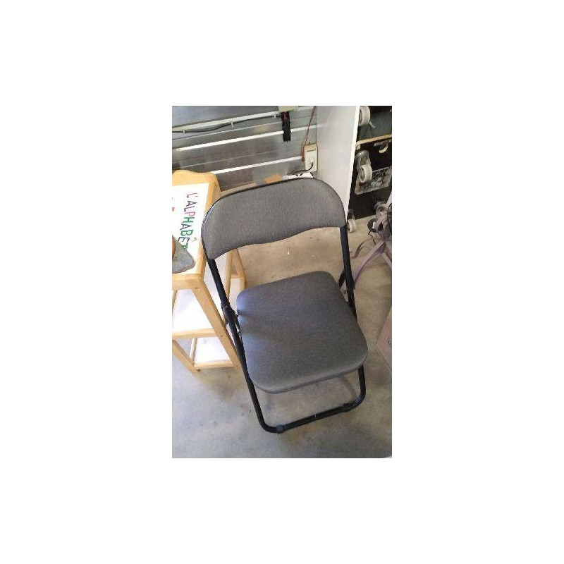 CHAISE PLIANTE 