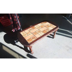 TABLE BASSE CARRELEE EN L’ETAT