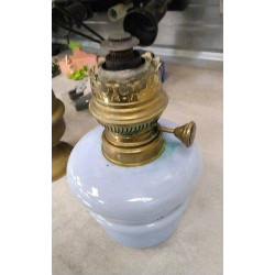 PIED DE LAMPE A PETROLE BLEU