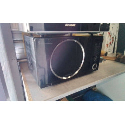 MICRO ONDES DAEWOO NOIR