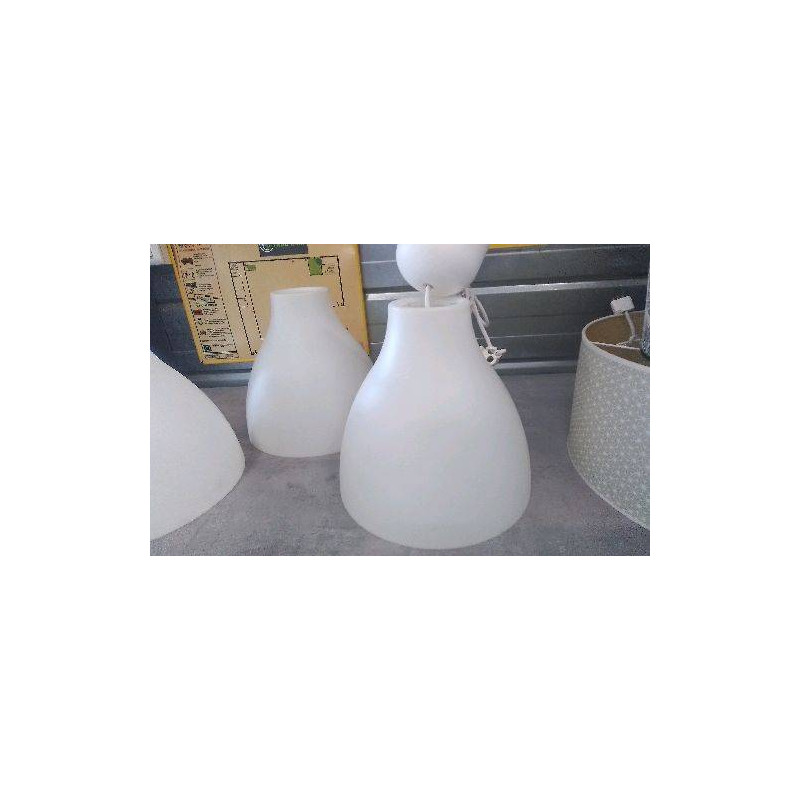 SUSPENSION IKEA PLASTIQUE 