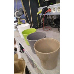 CACHE POT