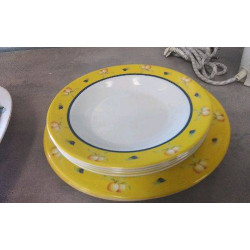 ASSIETTES PLASTIQUE LE LOT