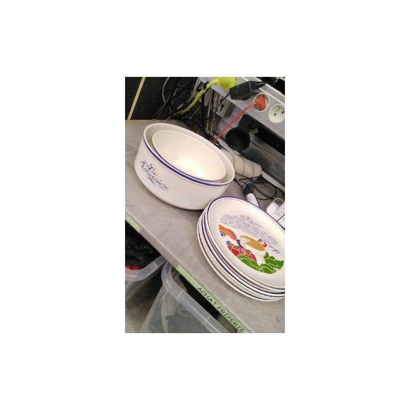 SERVICE A SALADE GIEN LA SALADERIE