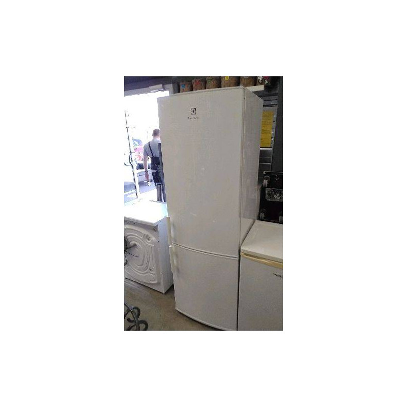 FRIGO CONGÉLATEUR ELECTROLUX- EN L’ETAT