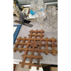 DESSOUS DE PLAT BOIS