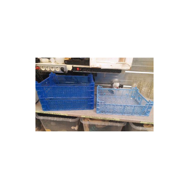 CAISSE PLASTIQUE 