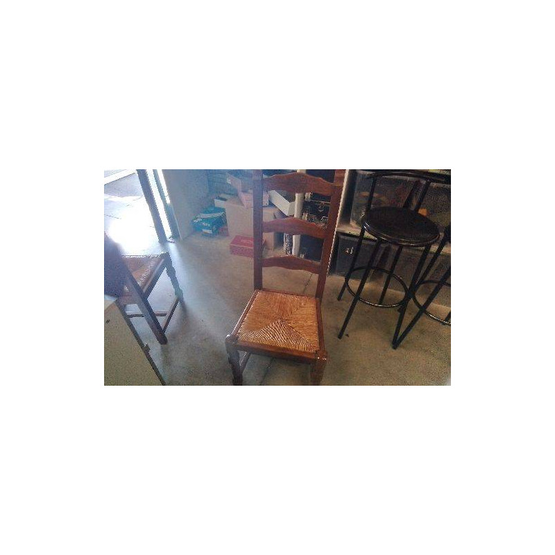 CHAISE PAILLEE 