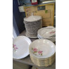 SERVICES  DE TABLE PORCELAINE  - LE LOT