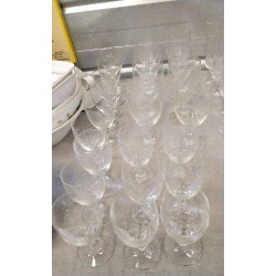 VERRE A PIED CRISTALLIN LE LOT