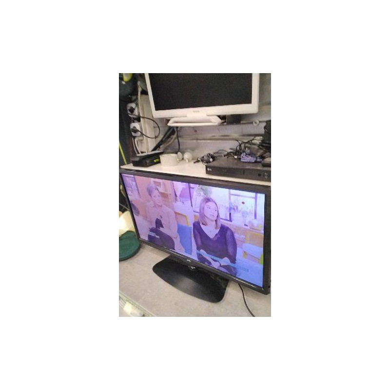 ECRAN JVC LED - NON HD - SANS TÉLÉCOMMANDE 