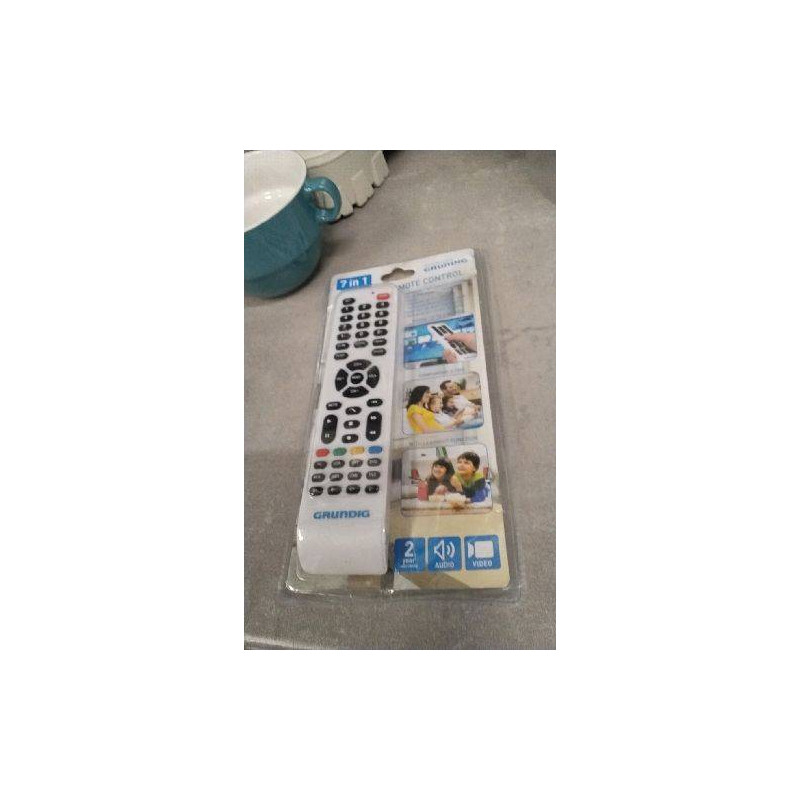 TÉLÉCOMMANDE UNIVERSELLE 