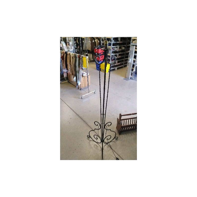 PIED DE LAMPE FER